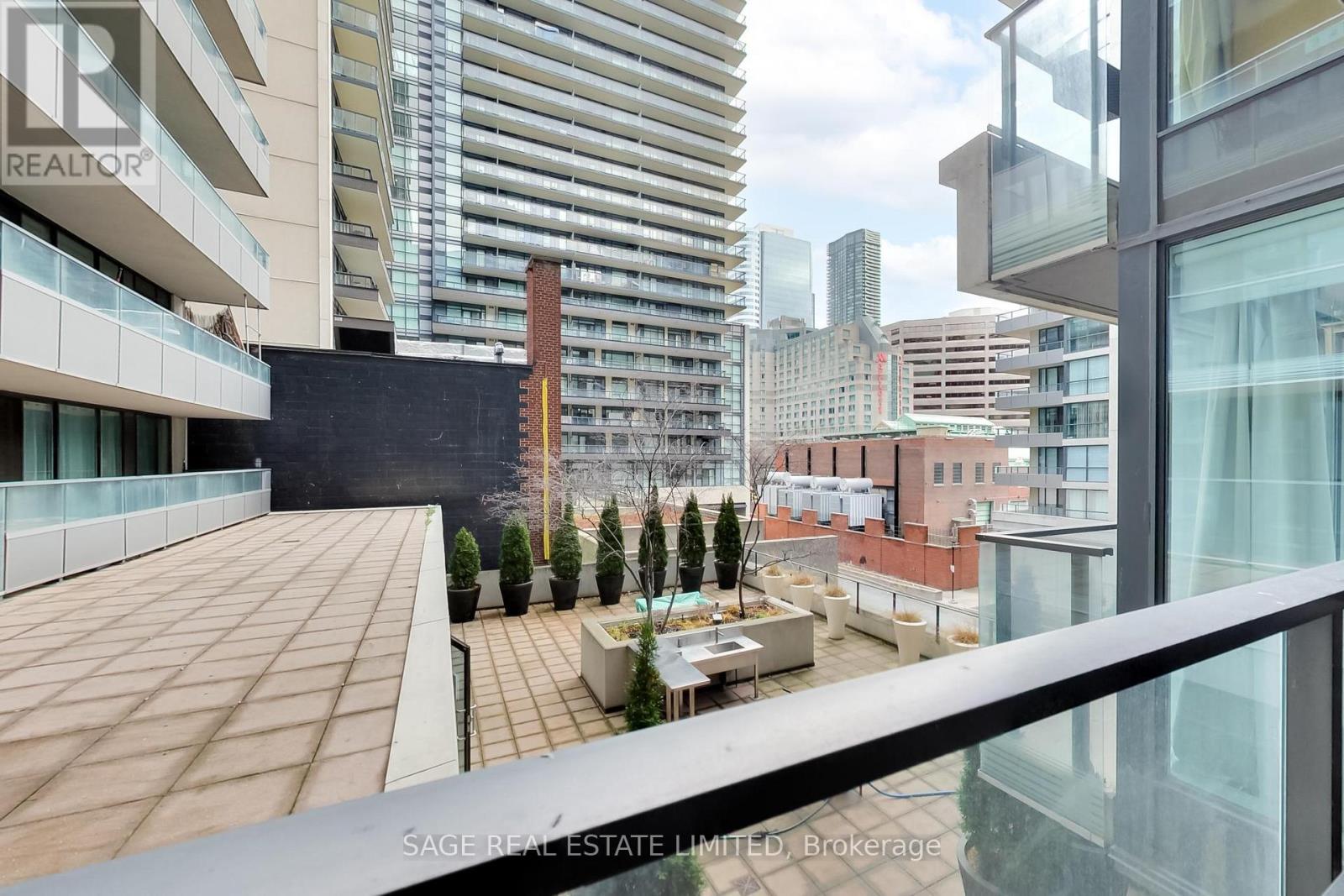 538 - 111 Elizabeth Street, Toronto, Ontario  M5G 1P7 - Photo 30 - C12651808