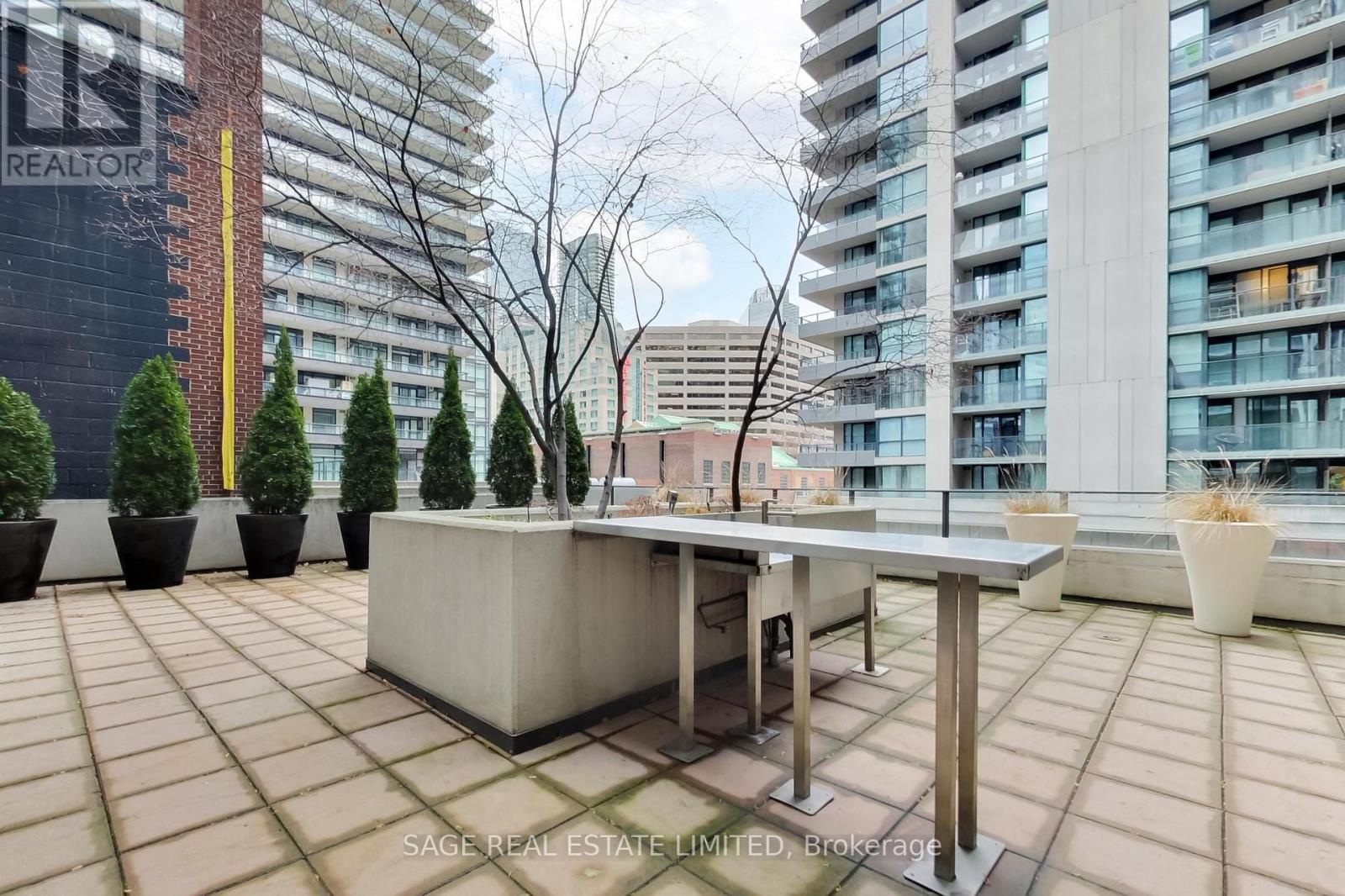 538 - 111 Elizabeth Street, Toronto, Ontario  M5G 1P7 - Photo 32 - C12651808