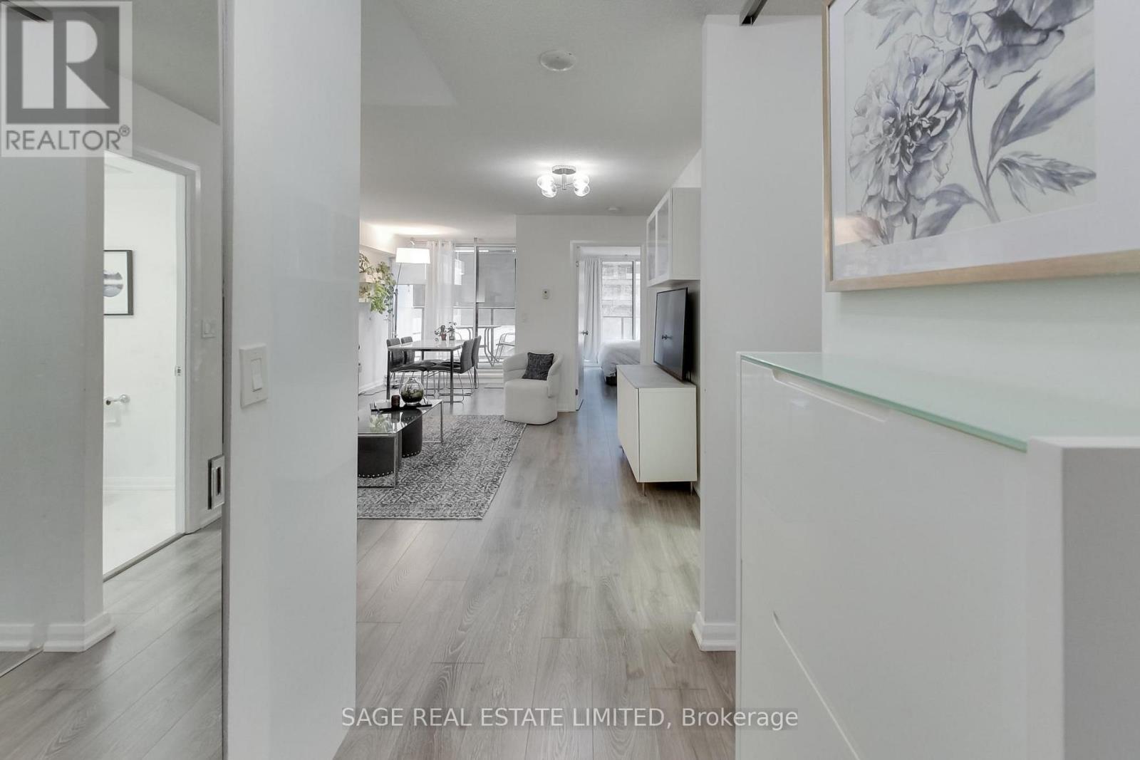 538 - 111 Elizabeth Street, Toronto, Ontario  M5G 1P7 - Photo 4 - C12651808