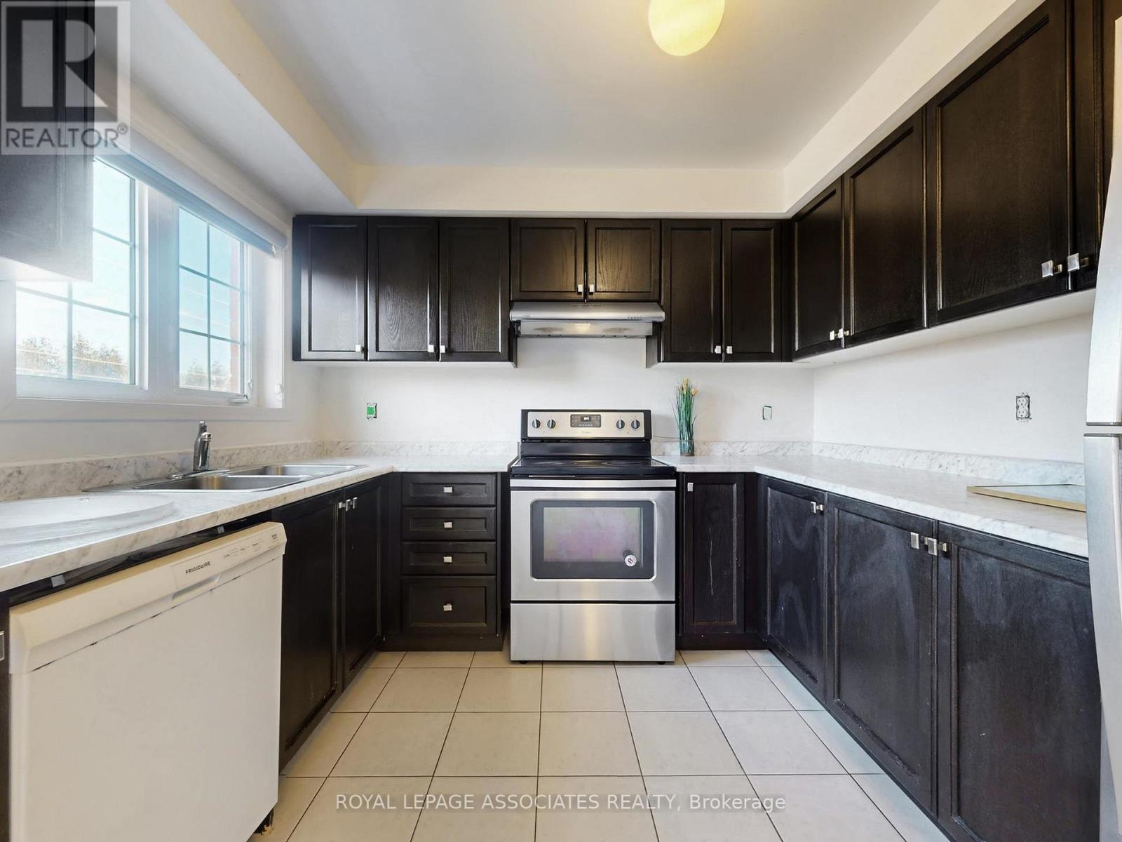 806 Audley Road N, Ajax, Ontario  L1Z 0T2 - Photo 15 - E12651844