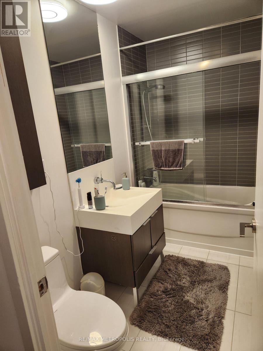 3405 - 110 Charles Street E, Toronto, Ontario  M5Y 1T4 - Photo 6 - C12641988