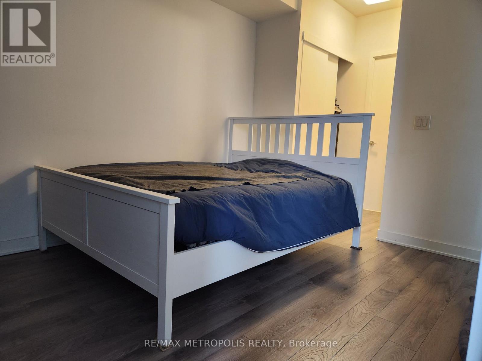 3405 - 110 Charles Street E, Toronto, Ontario  M5Y 1T4 - Photo 9 - C12641988