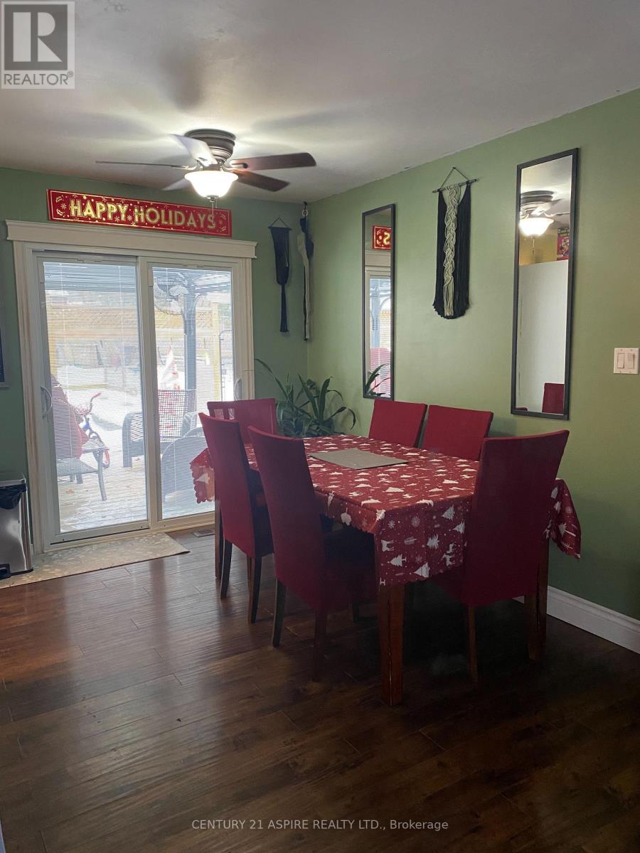 9 James Street, Petawawa, Ontario  K8H 3B4 - Photo 3 - X12642430