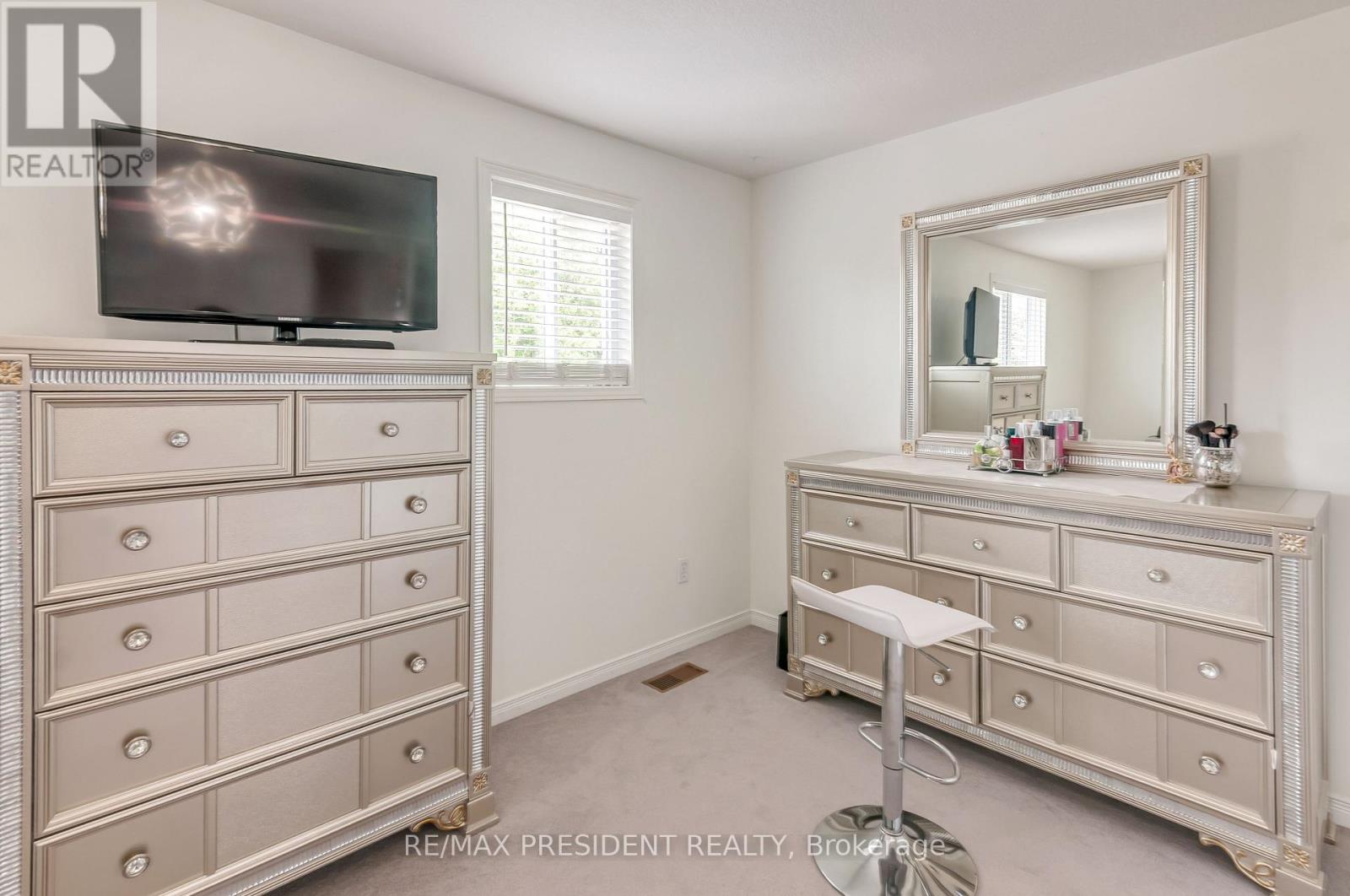 31 Chester Drive N, Cambridge, Ontario  N1T 2C4 - Photo 32 - X12435732