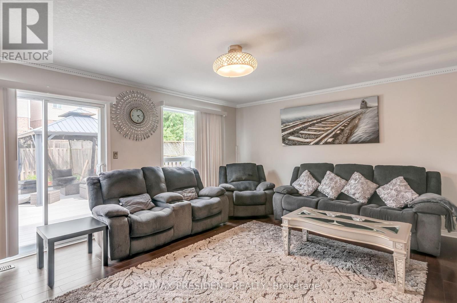 31 Chester Drive N, Cambridge, Ontario  N1T 2C4 - Photo 19 - X12435732