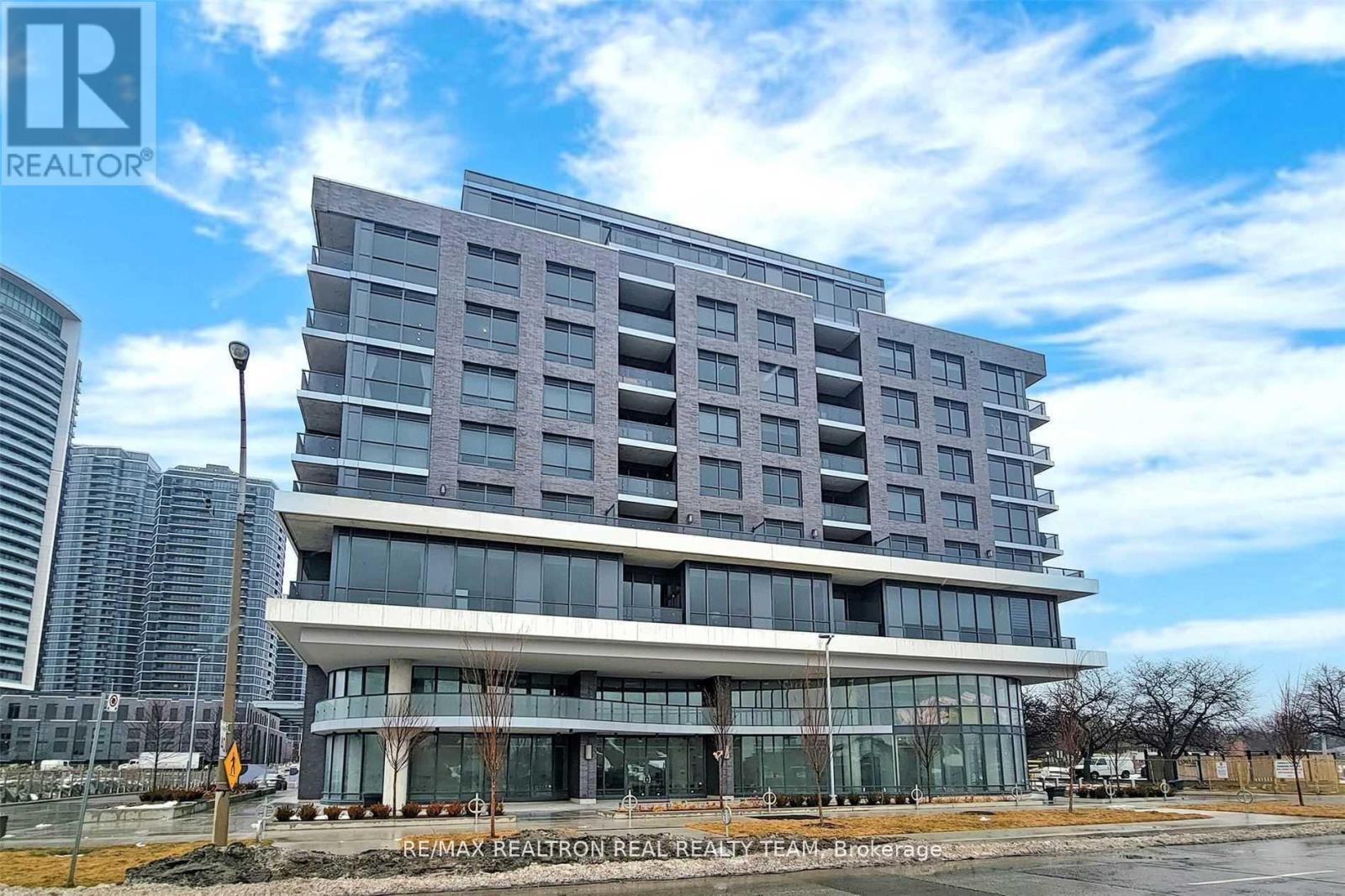 502 - 10 Gibbs Road, Toronto, Ontario  M9B 0E3 - Photo 2 - W12651830