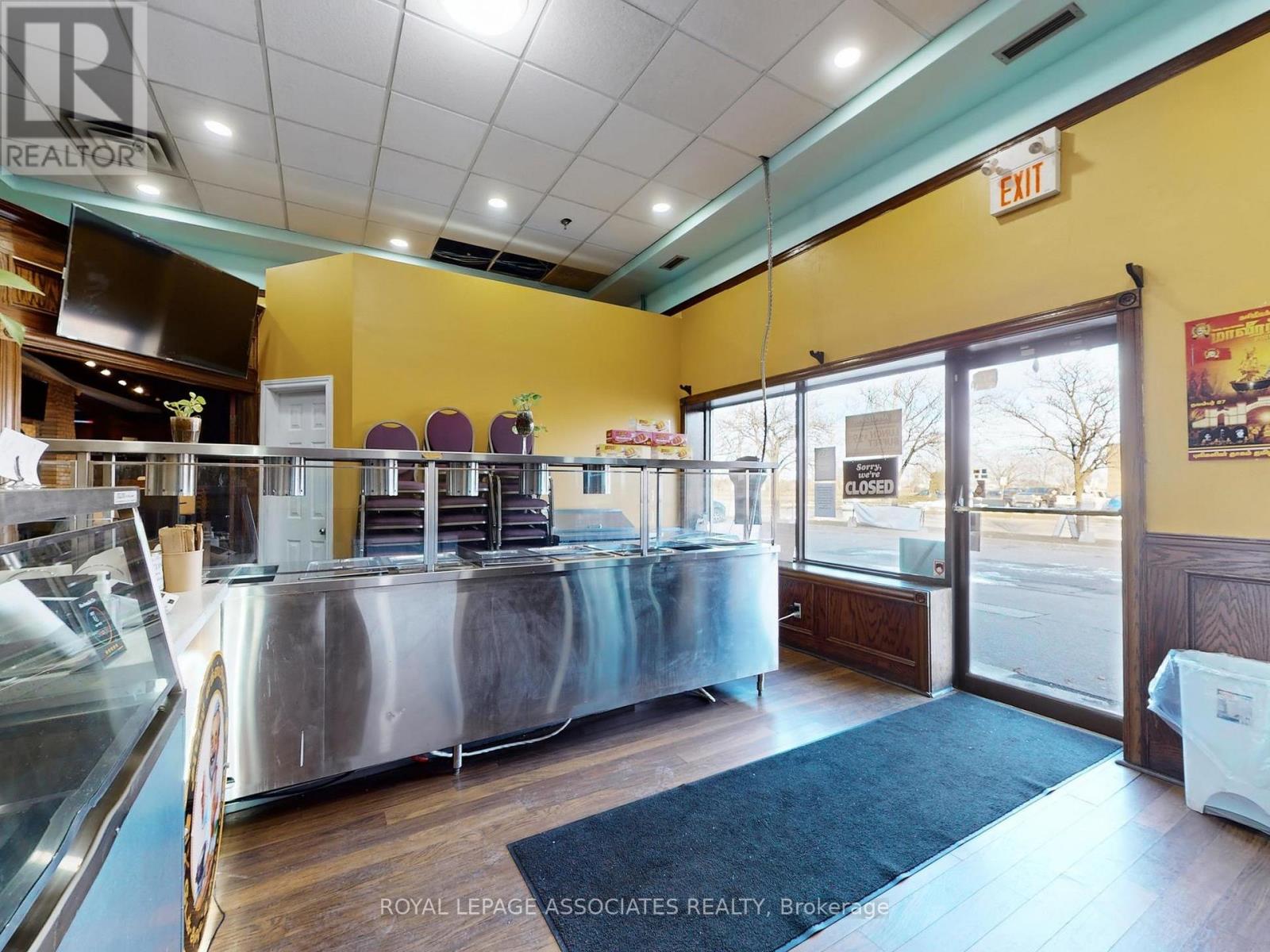 13,14,15 - 2 Steinway Boulevard, Toronto, Ontario  M9W 6J8 - Photo 31 - W12651858