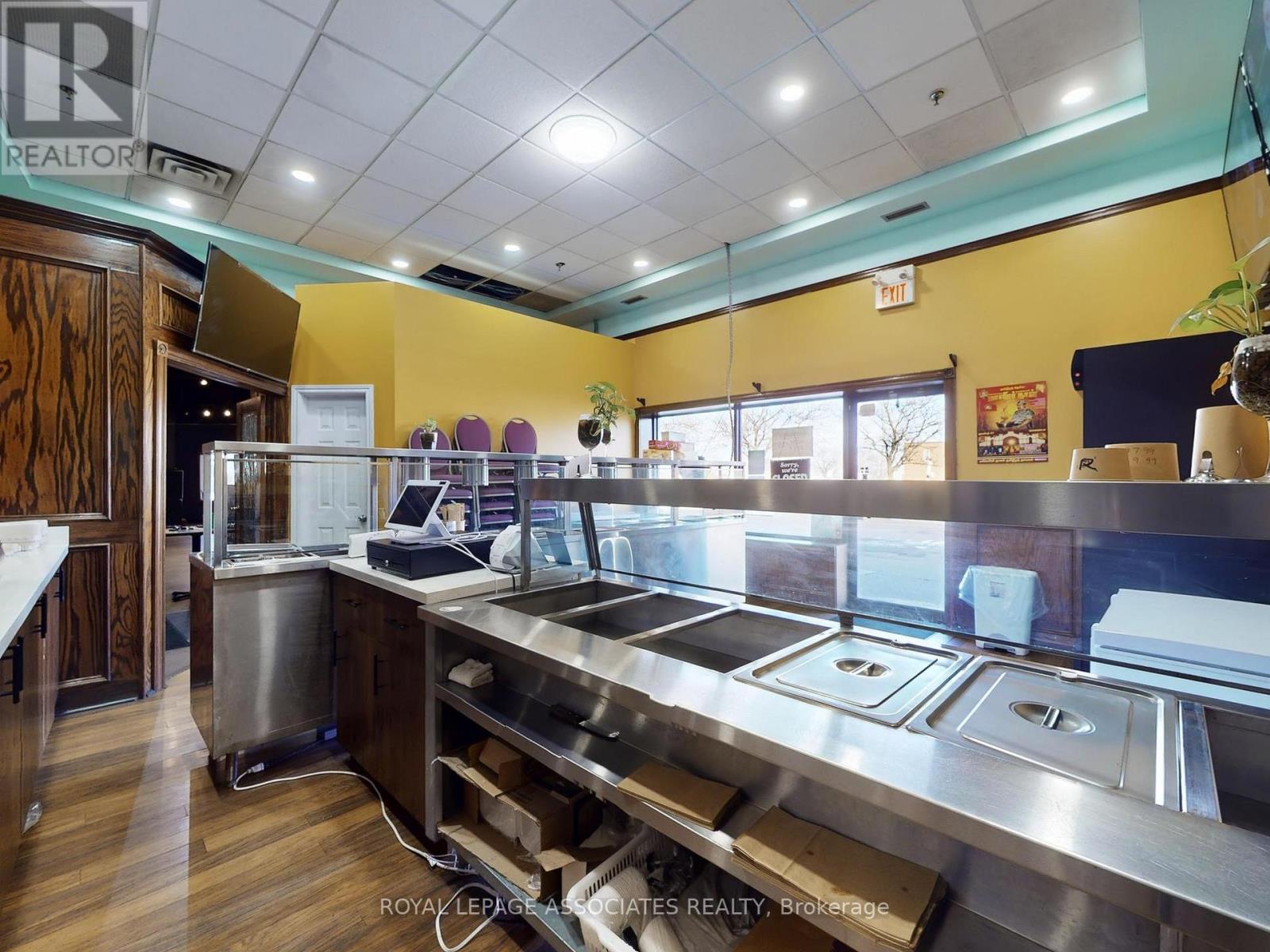 13,14,15 - 2 Steinway Boulevard, Toronto, Ontario  M9W 6J8 - Photo 32 - W12651858