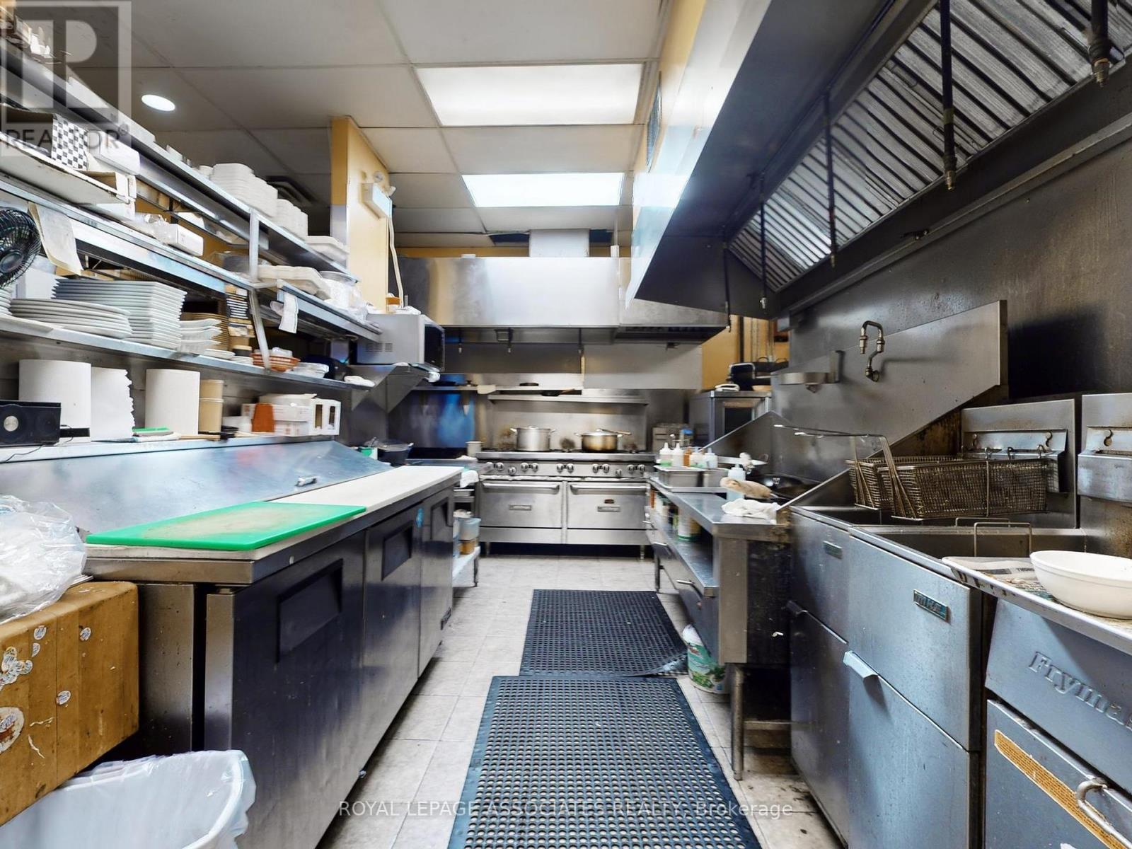 13,14,15 - 2 Steinway Boulevard, Toronto, Ontario  M9W 6J8 - Photo 38 - W12651858