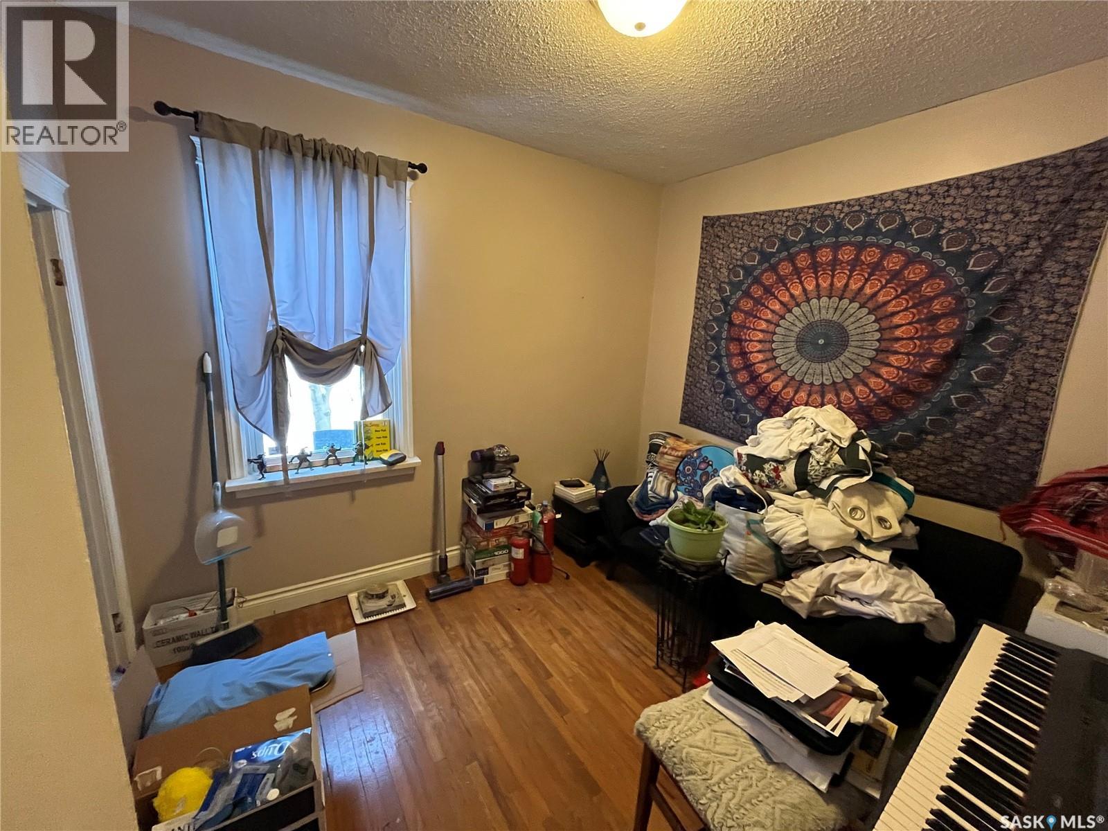 564 10th Street E, Prince Albert, Saskatchewan  S6V 0Z6 - Photo 8 - SK025928