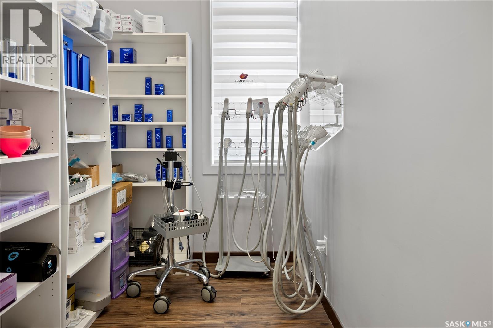 394 University Park Drive, Regina, Saskatchewan  S4V 0Y8 - Photo 16 - SK025925