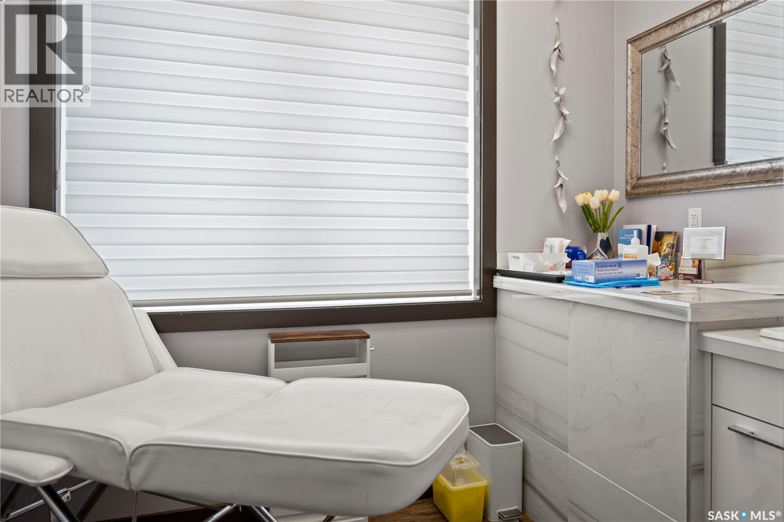 394 University Park Drive, Regina, Saskatchewan  S4V 0Y8 - Photo 25 - SK025925