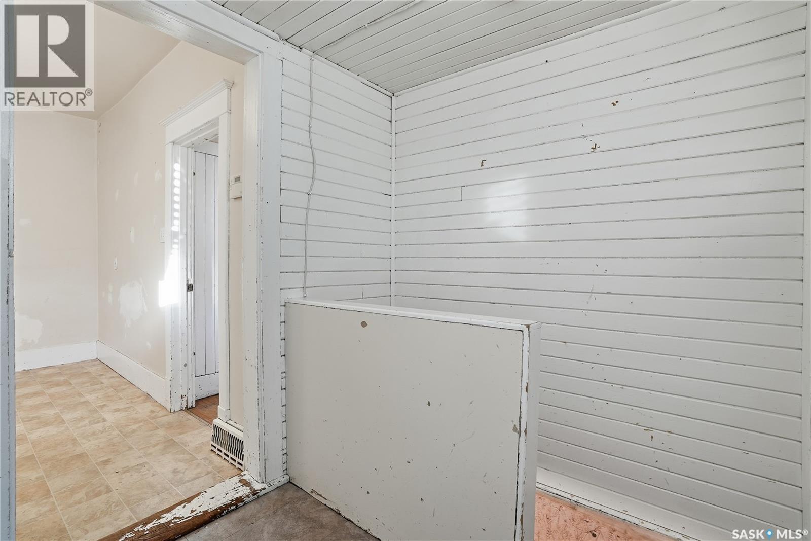 South 324 I Avenue S, Saskatoon, Saskatchewan  S7M 1Y2 - Photo 18 - SK025923