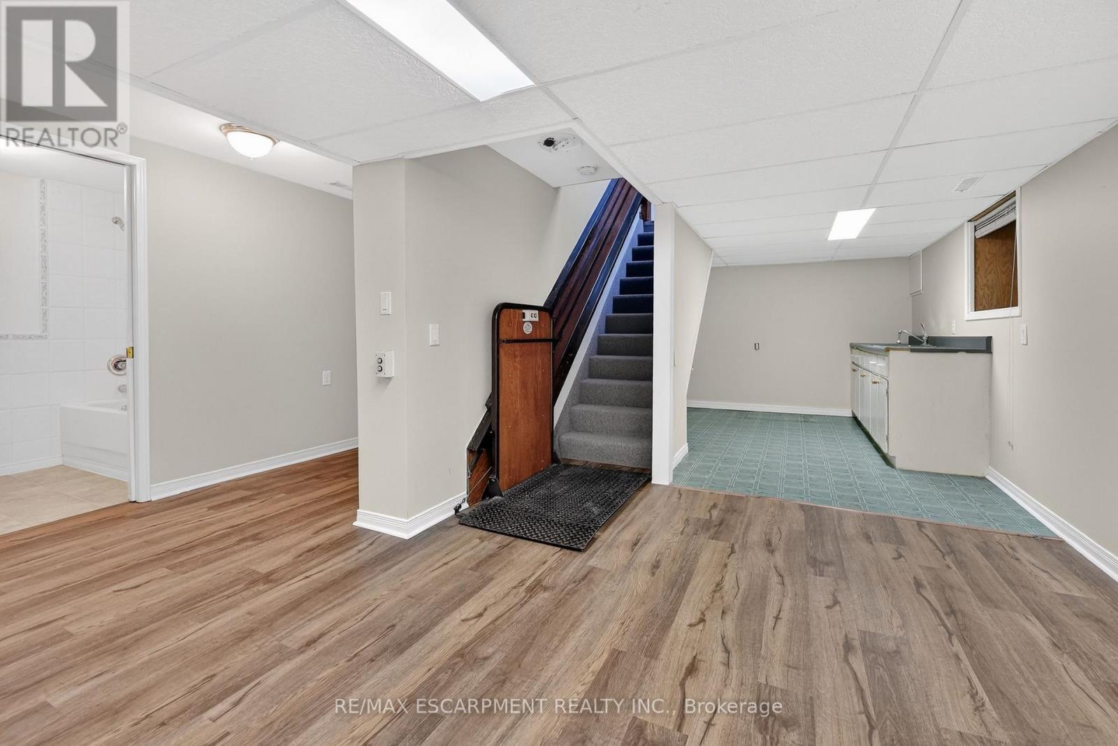 5 Brentwood Road, Grimsby, Ontario  L3M 3V5 - Photo 15 - X12651824