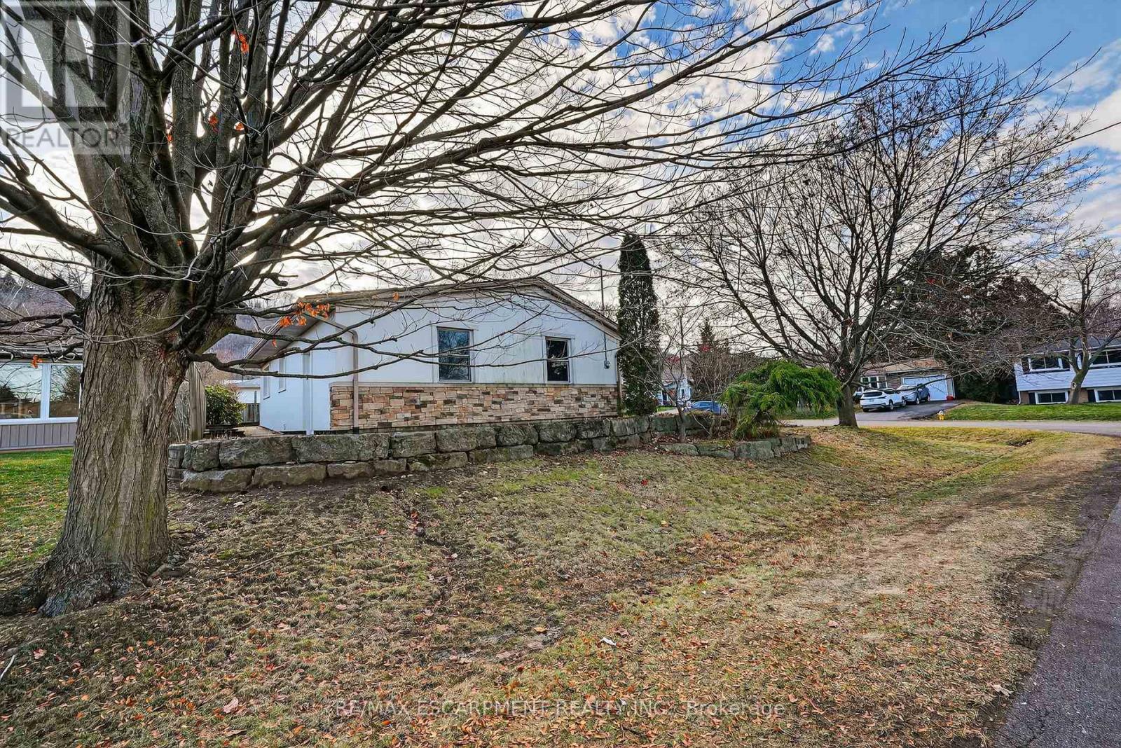 5 Brentwood Road, Grimsby, Ontario  L3M 3V5 - Photo 21 - X12651824