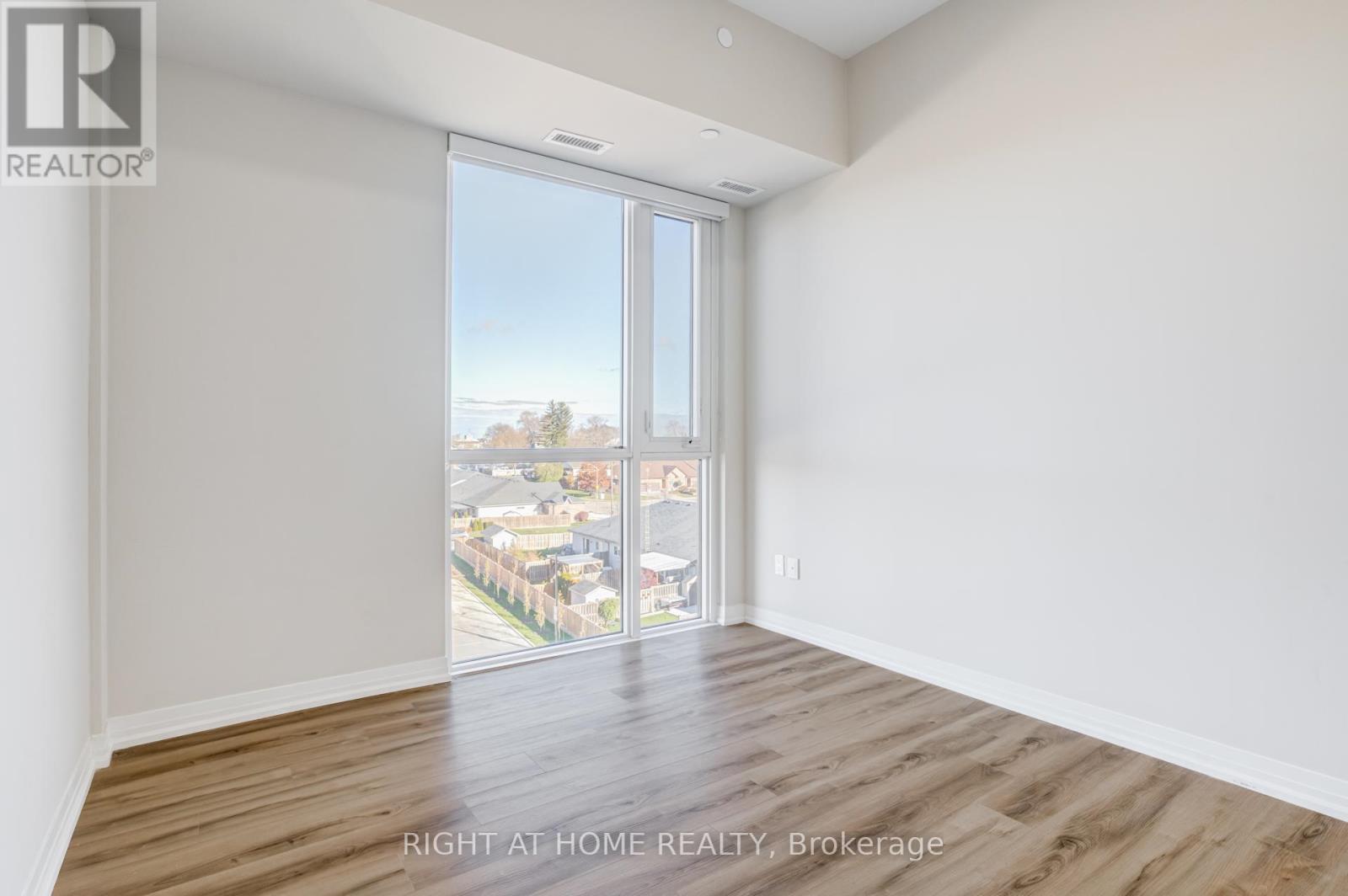 50 Herrick Avenue, St. Catharines, Ontario  L2P 0G3 - Photo 15 - X12651832