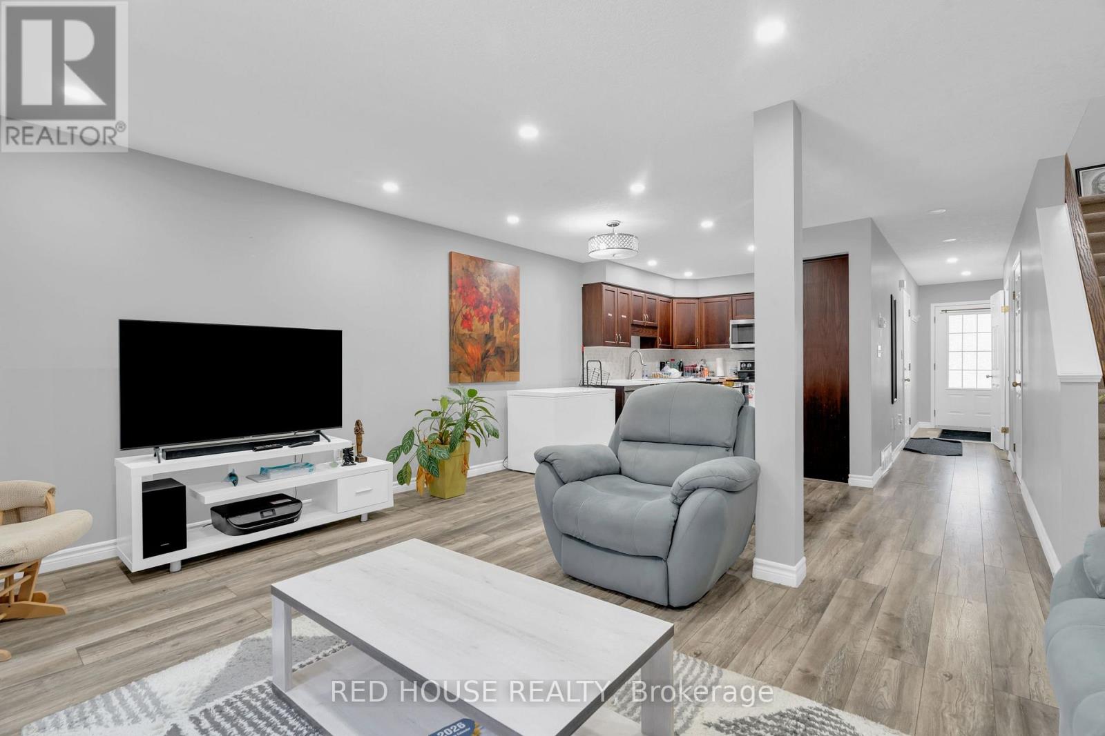 E30 - 110 Activa Avenue, Kitchener, Ontario  N2E 4K4 - Photo 12 - X12651854