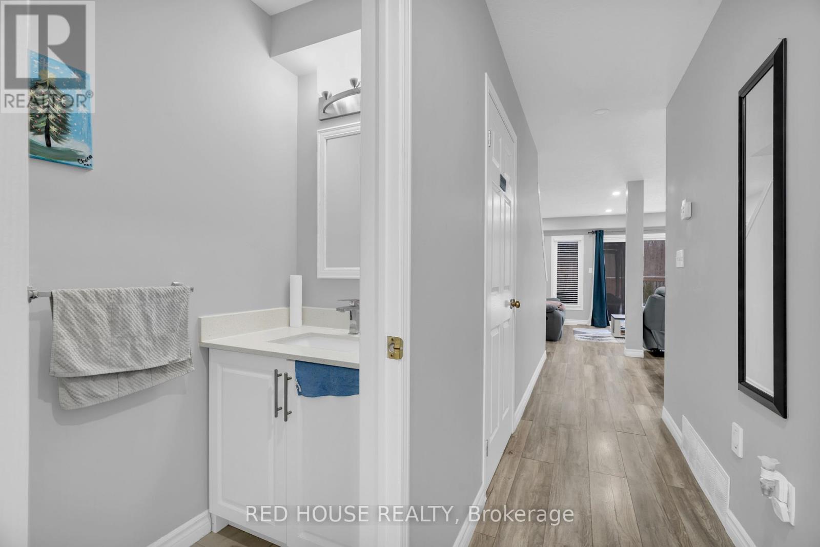 E30 - 110 Activa Avenue, Kitchener, Ontario  N2E 4K4 - Photo 9 - X12651854