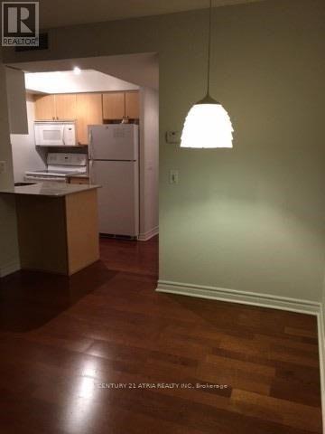 3012 - 763 Bay Street, Toronto, Ontario  M5G 2R3 - Photo 3 - C12637776