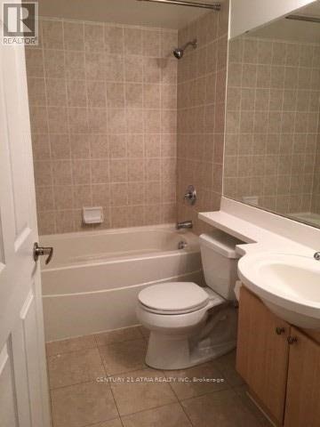 3012 - 763 Bay Street, Toronto, Ontario  M5G 2R3 - Photo 6 - C12637776