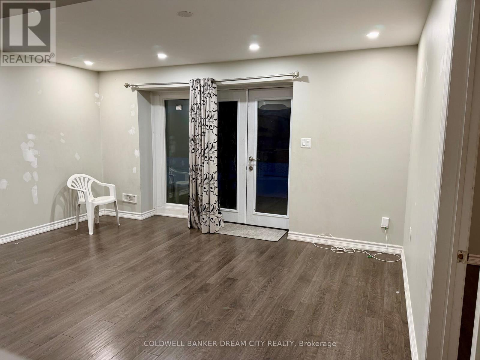 44 Mincing Trail, Brampton, Ontario  L7A 4T3 - Photo 4 - W12651836