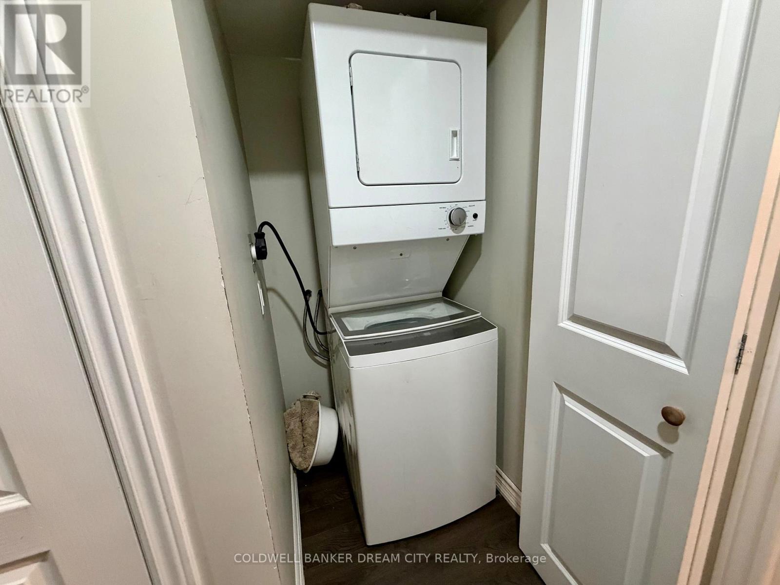 44 Mincing Trail, Brampton, Ontario  L7A 4T3 - Photo 8 - W12651836