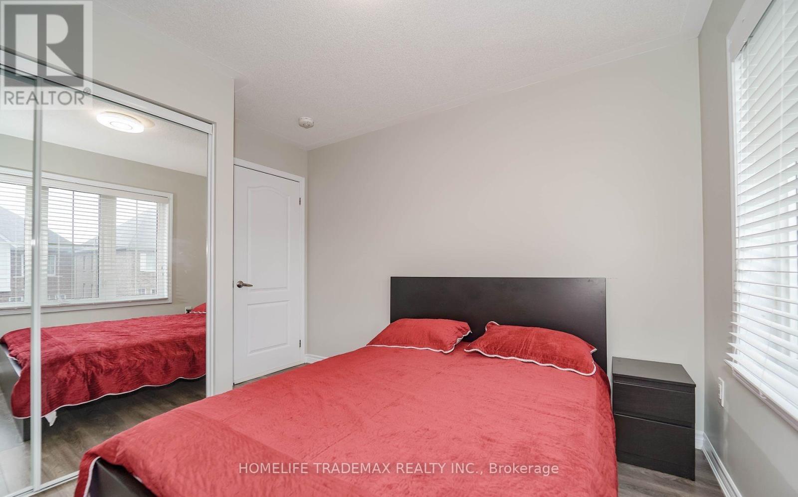 1062 Clipper Lane, Pickering, Ontario  L1X 0E9 - Photo 18 - E12476720