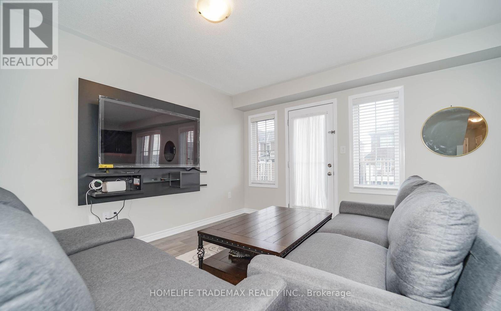 1062 Clipper Lane, Pickering, Ontario  L1X 0E9 - Photo 13 - E12476720