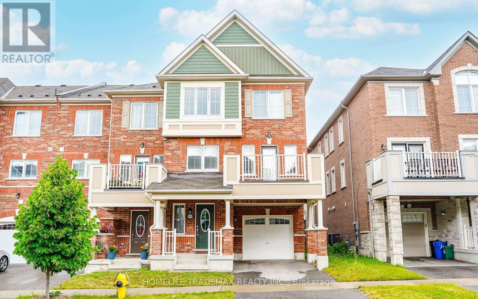 1062 Clipper Lane, Pickering, Ontario  L1X 0E9 - Photo 2 - E12476720