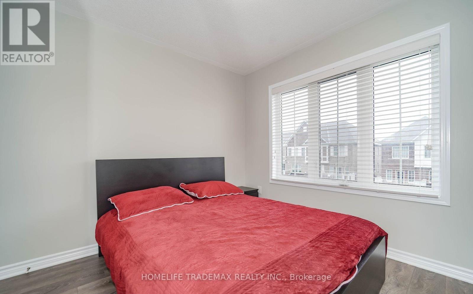 1062 Clipper Lane, Pickering, Ontario  L1X 0E9 - Photo 17 - E12476720