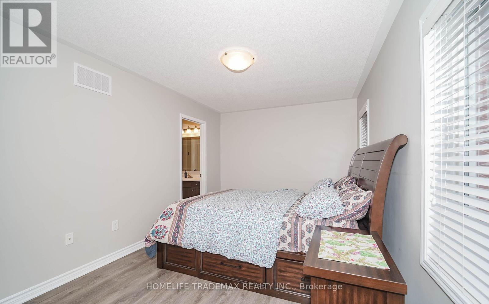 1062 Clipper Lane, Pickering, Ontario  L1X 0E9 - Photo 22 - E12476720