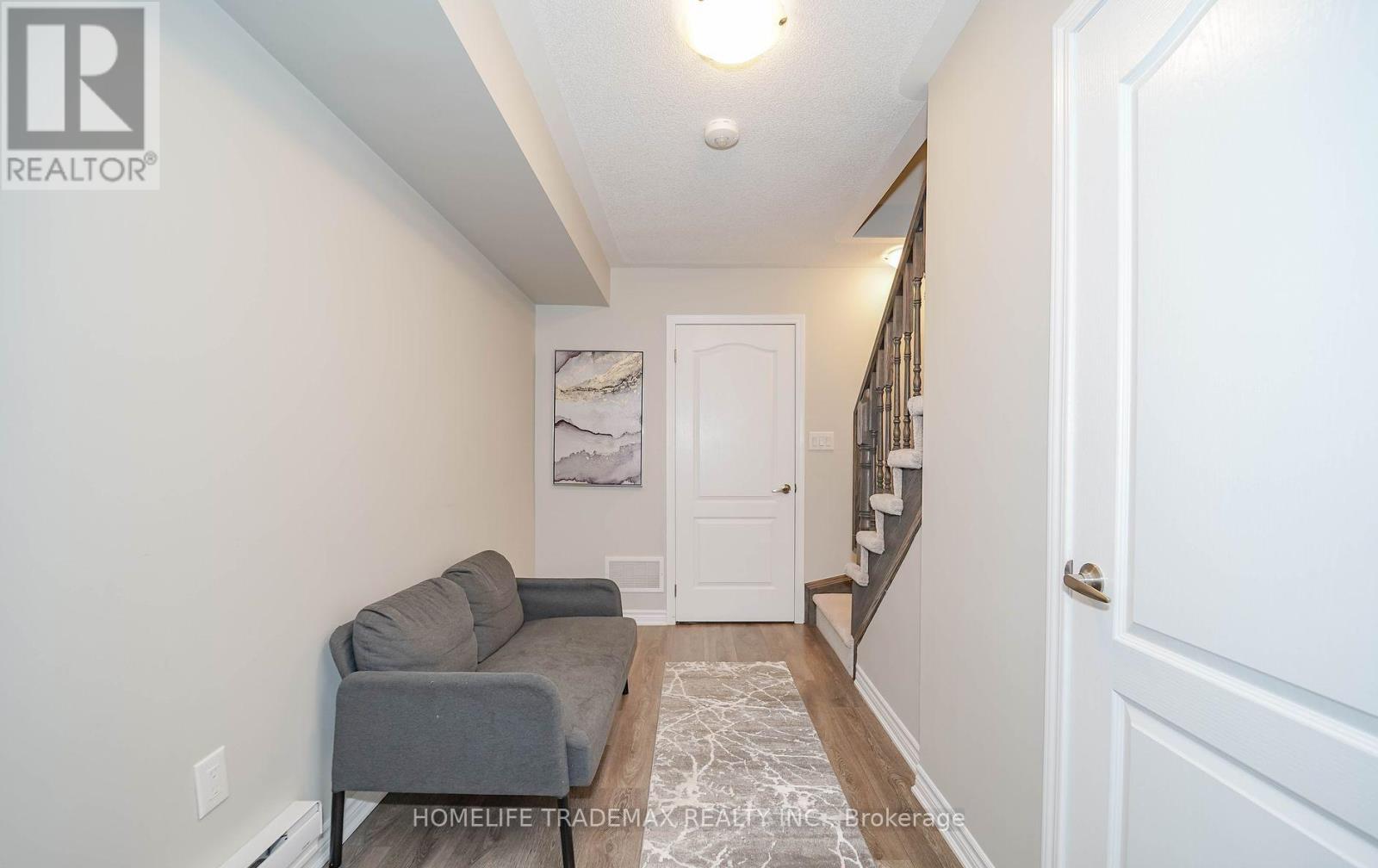 1062 Clipper Lane, Pickering, Ontario  L1X 0E9 - Photo 7 - E12476720