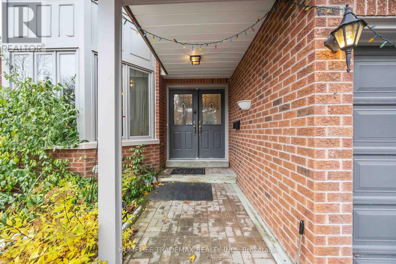 903 Alanbury Crescent, Pickering, Ontario  L1X 2S3 - Photo 3 - E12541362