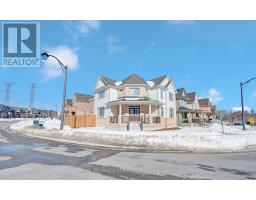 2577 BANDSMAN CRESCENT, Oshawa, Ontario