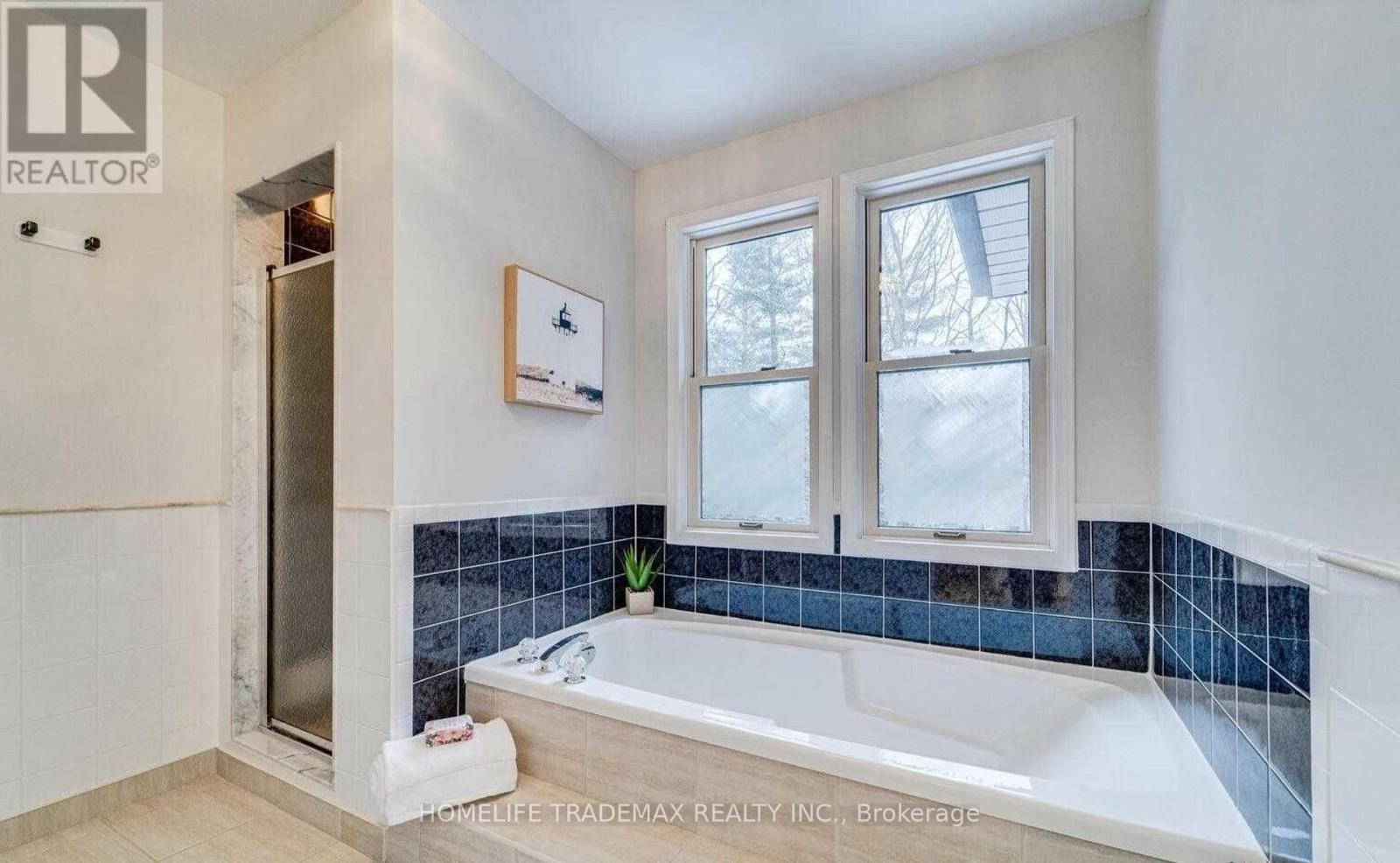 903 Alanbury Crescent, Pickering, Ontario  L1X 2S3 - Photo 8 - E12541362