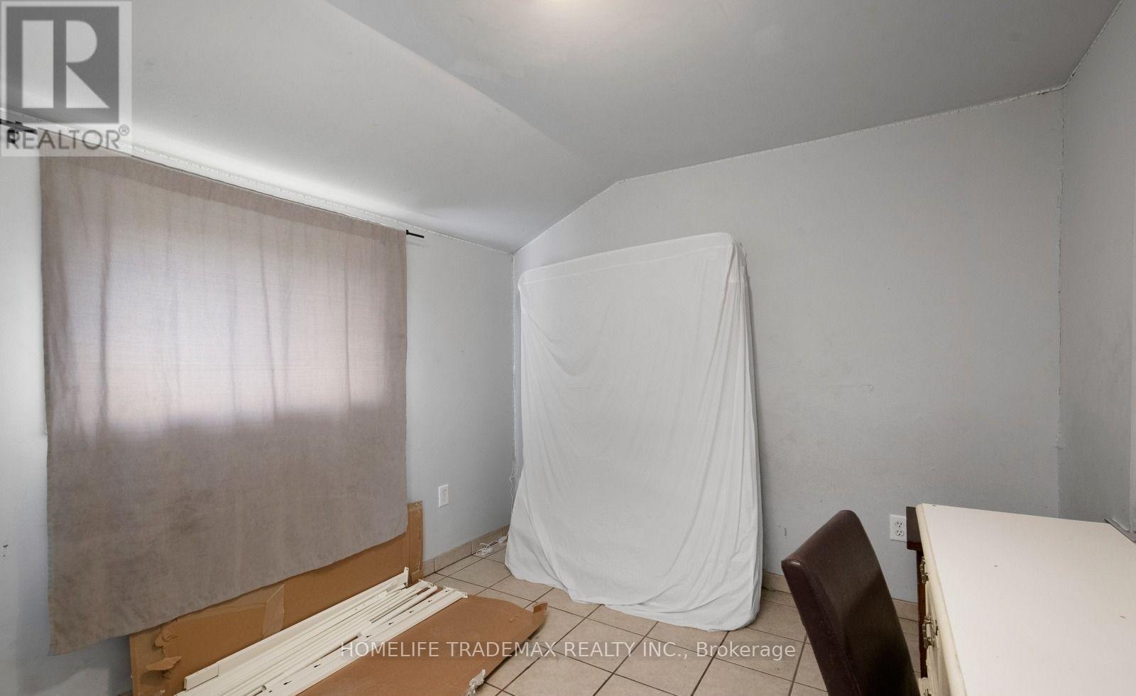 329 Rankin Avenue, Windsor, Ontario  N9B 2R6 - Photo 19 - X12484239