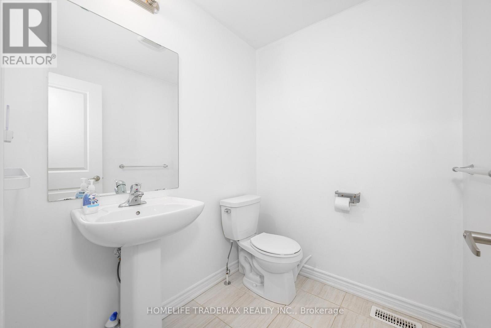 29 Hennessey Crescent, Kawartha Lakes, Ontario  K9V 0P3 - Photo 34 - X12537930