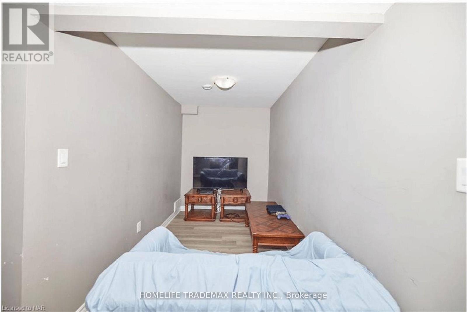 593 First Avenue, Welland, Ontario  L3C 1Z2 - Photo 5 - X12492048