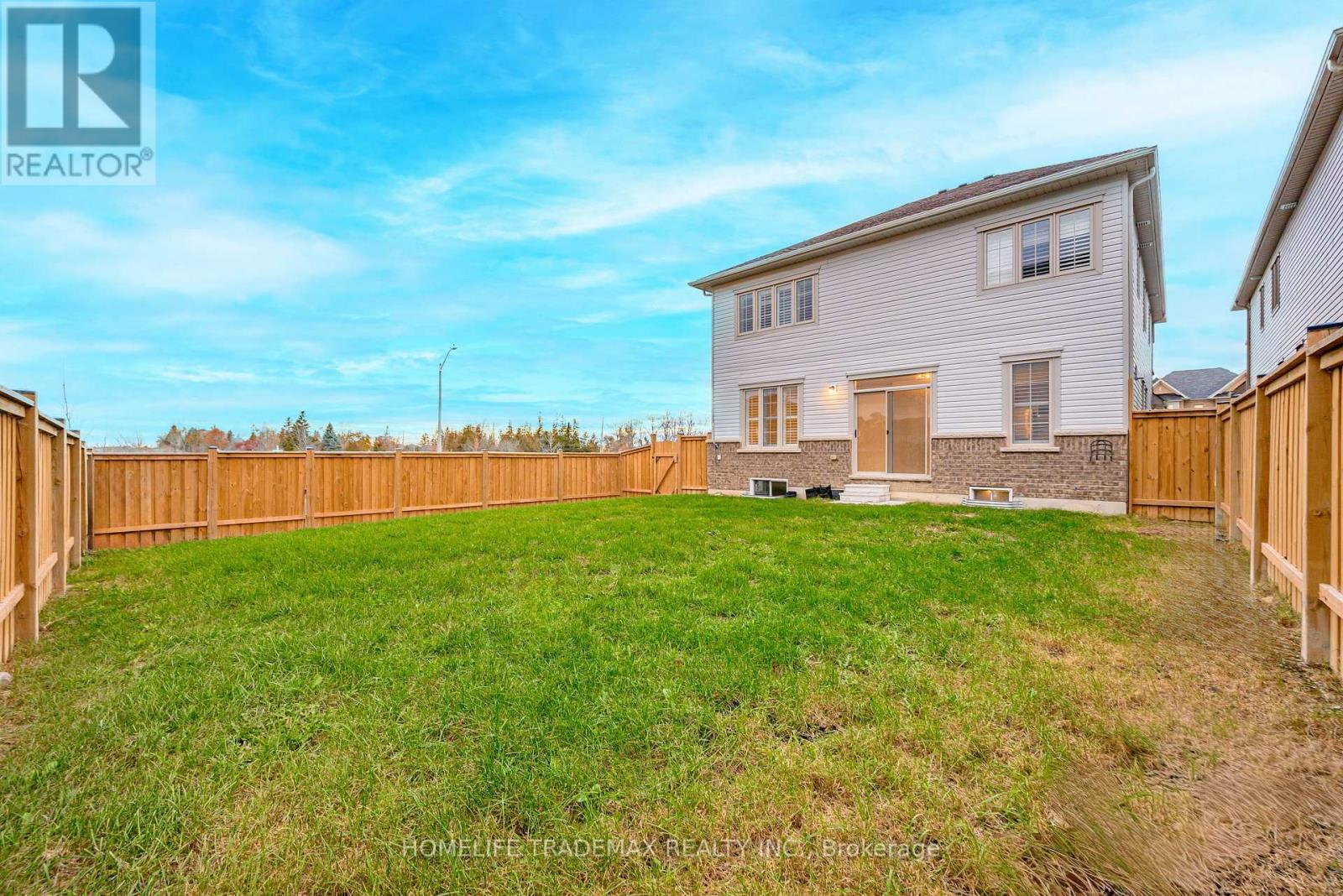 29 Hennessey Crescent, Kawartha Lakes, Ontario  K9V 0P3 - Photo 28 - X12537930