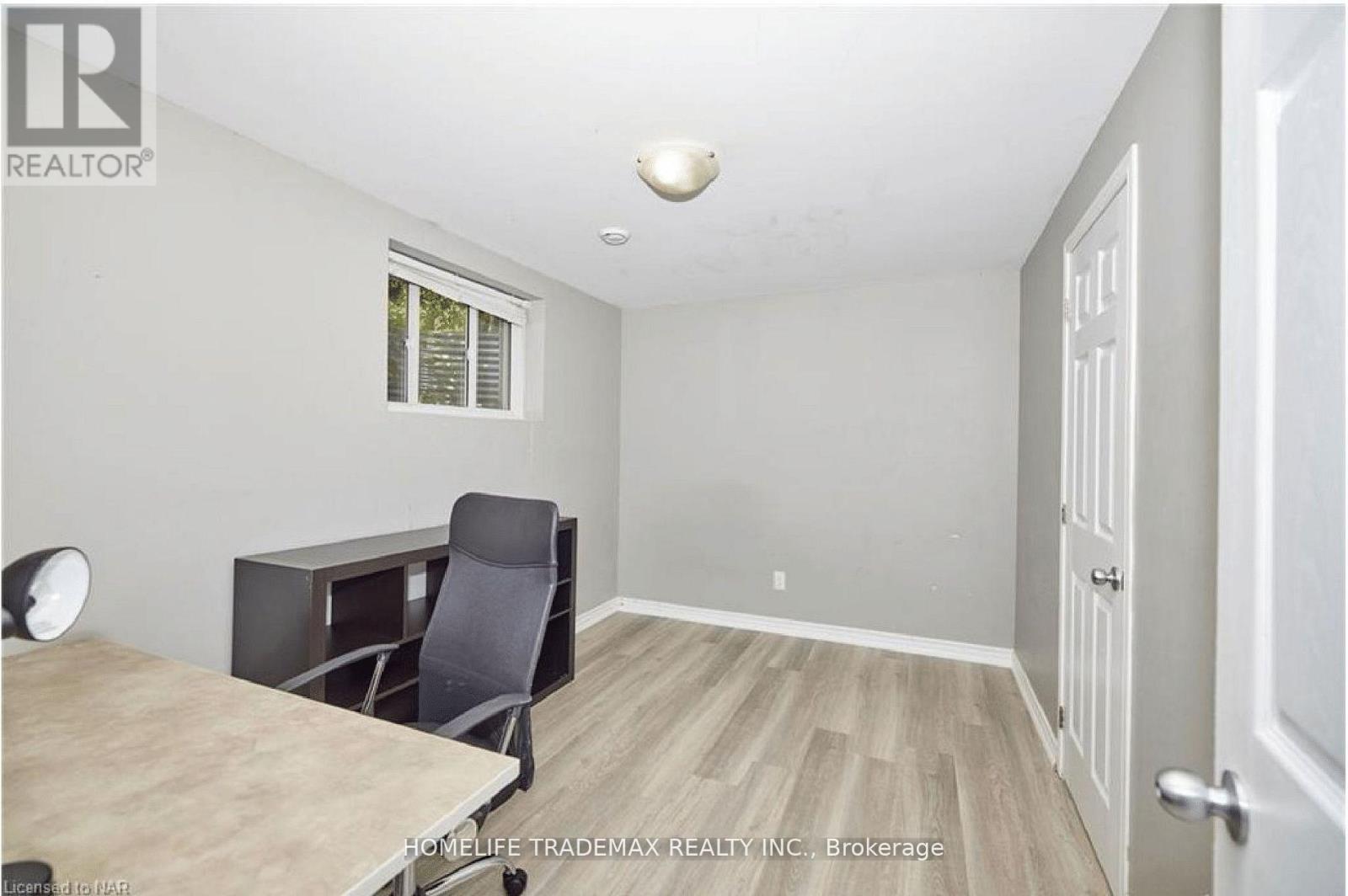 593 First Avenue, Welland, Ontario  L3C 1Z2 - Photo 7 - X12492048