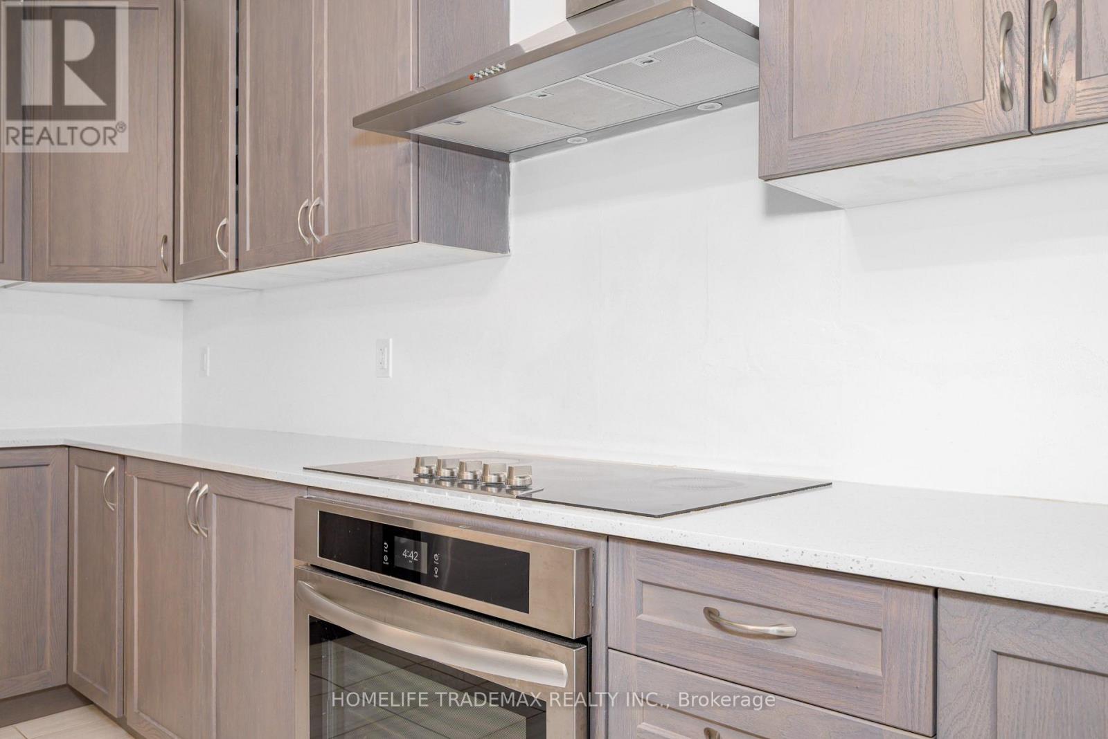 29 Hennessey Crescent, Kawartha Lakes, Ontario  K9V 0P3 - Photo 39 - X12537930