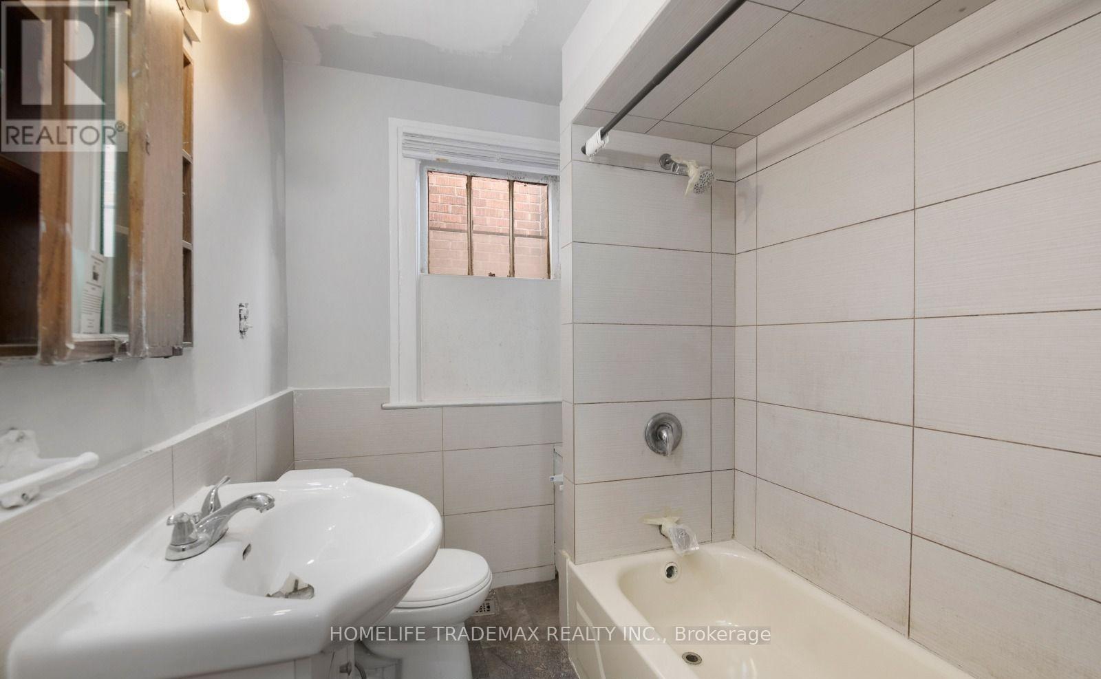 329 Rankin Avenue, Windsor, Ontario  N9B 2R6 - Photo 21 - X12484239