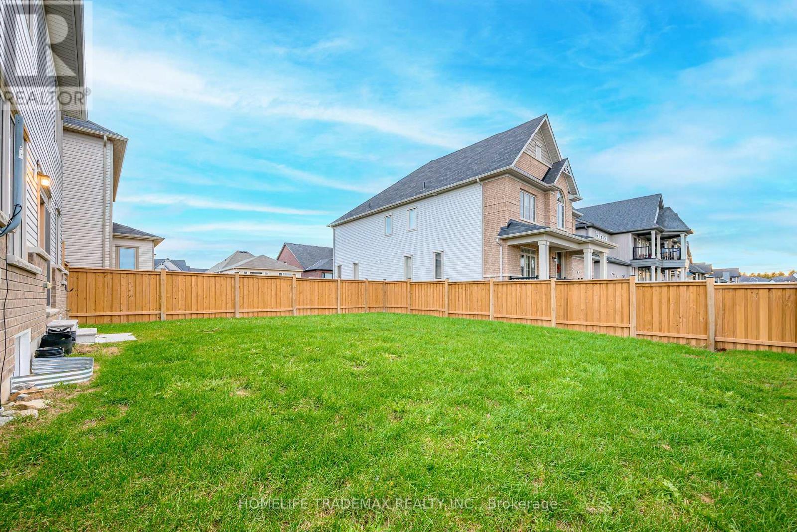 29 Hennessey Crescent, Kawartha Lakes, Ontario  K9V 0P3 - Photo 50 - X12537930