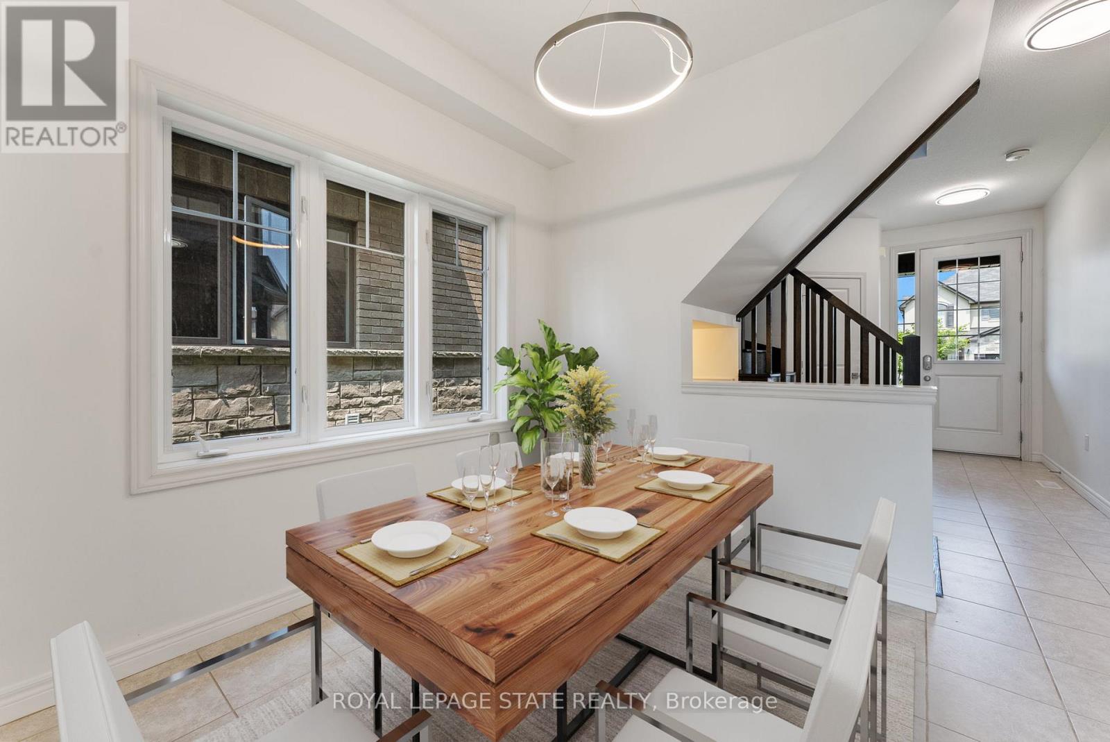 68 Dodman Crescent, Hamilton, Ontario  L9G 0G6 - Photo 7 - X12613720