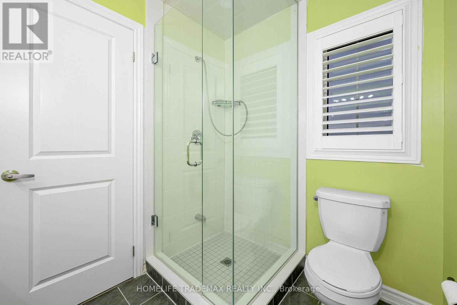 29 Hennessey Crescent, Kawartha Lakes, Ontario  K9V 0P3 - Photo 23 - X12537930