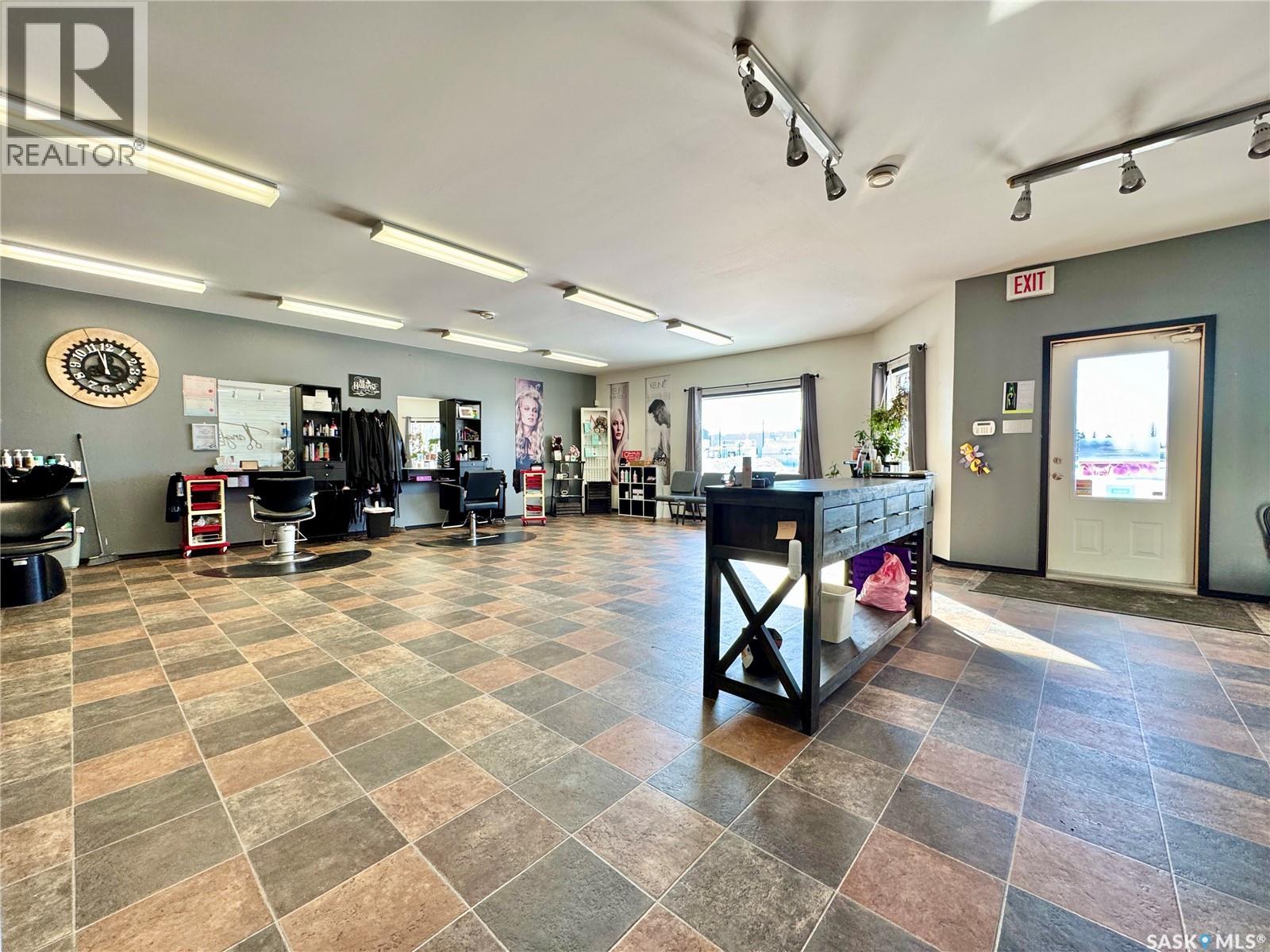 140 Vincent Avenue E, Churchbridge, Saskatchewan  S0A 0M0 - Photo 2 - SK994085