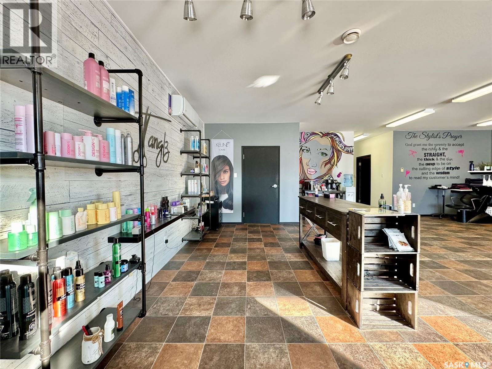 140 Vincent Avenue E, Churchbridge, Saskatchewan  S0A 0M0 - Photo 3 - SK994085