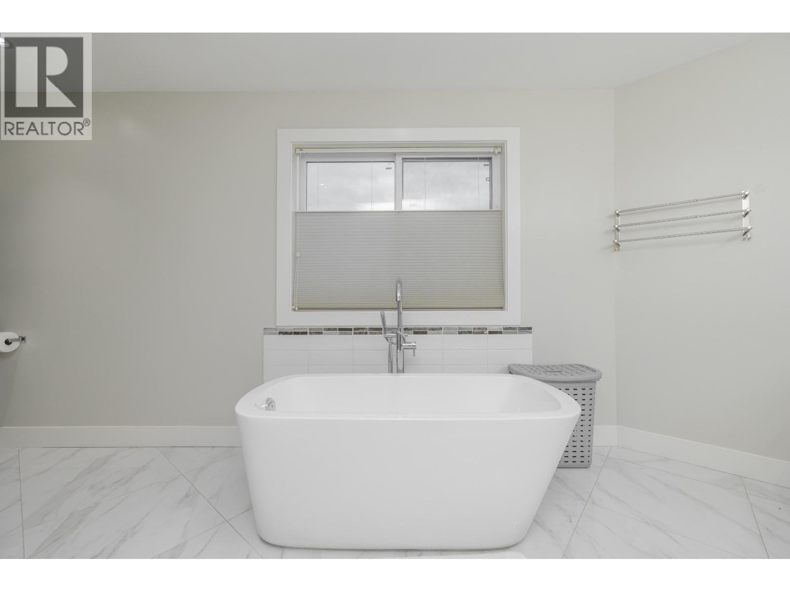 1025 Ranch Park Way, Coquitlam, British Columbia V3C 2J2 - Photo 23 - R3074595