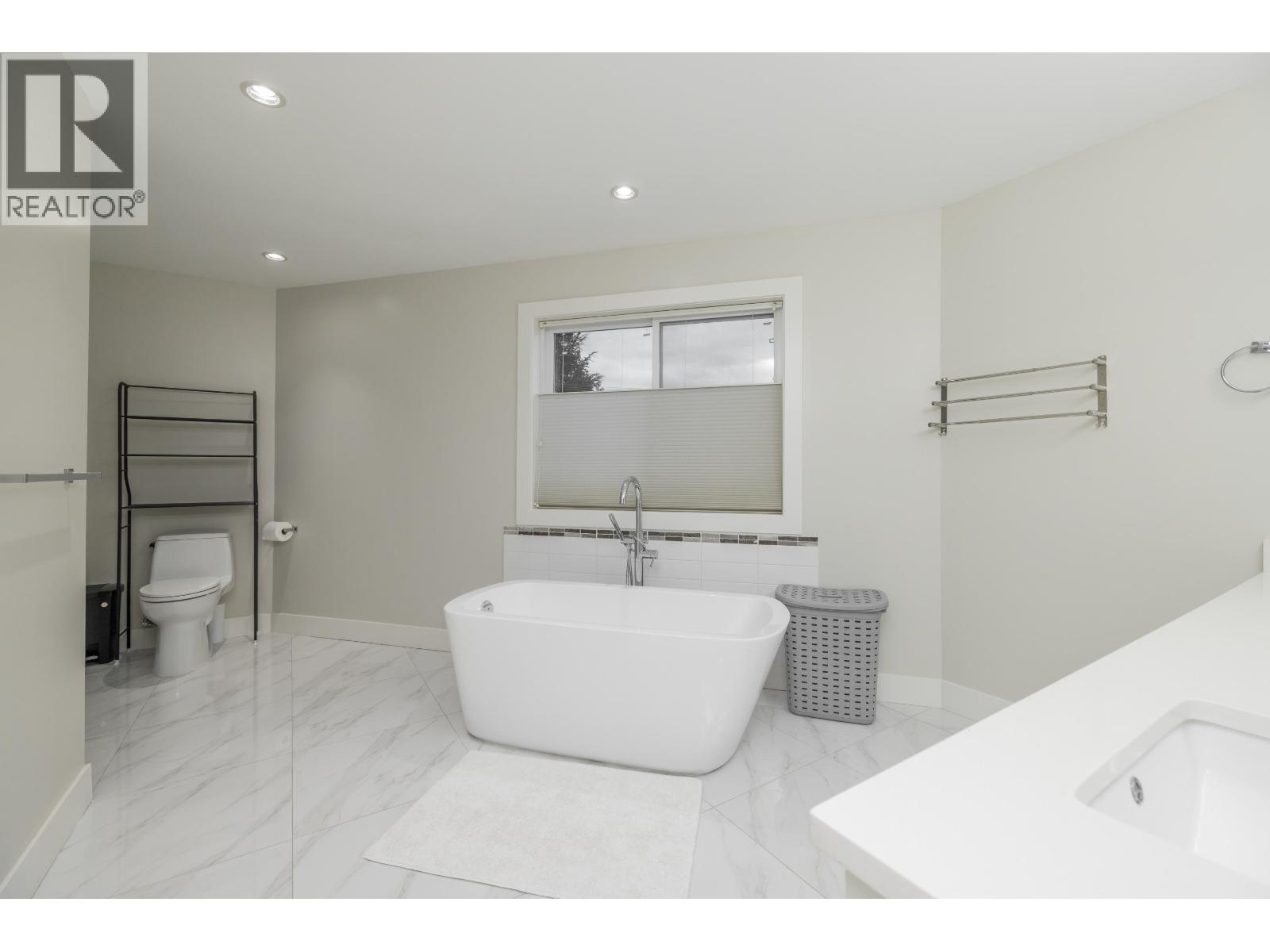 1025 Ranch Park Way, Coquitlam, British Columbia V3C 2J2 - Photo 21 - R3074595