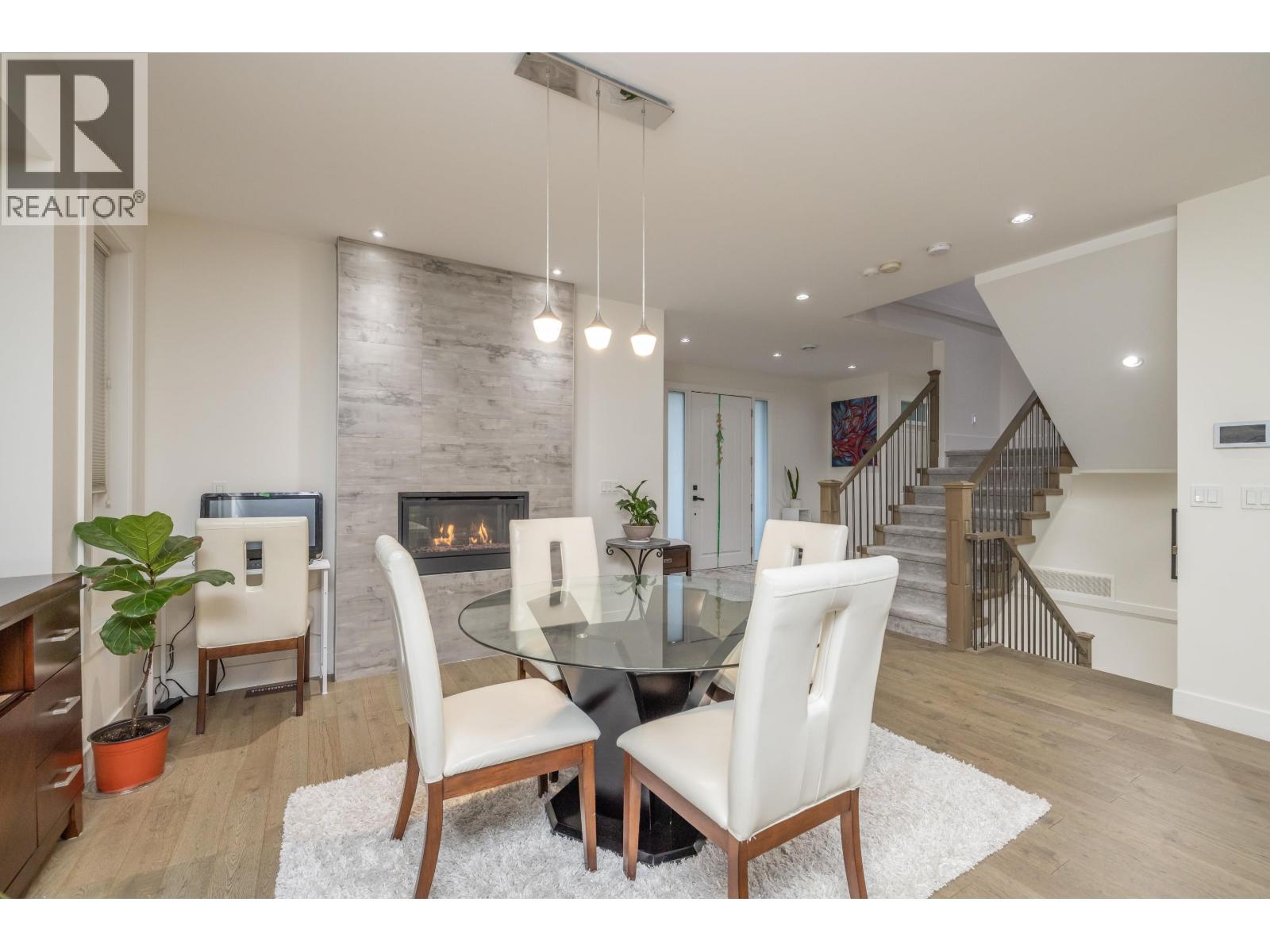 1025 Ranch Park Way, Coquitlam, British Columbia V3C 2J2 - Photo 5 - R3074595